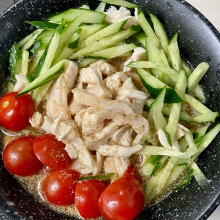 バンバンジーそうめん、サラダチキンを使って手軽に。